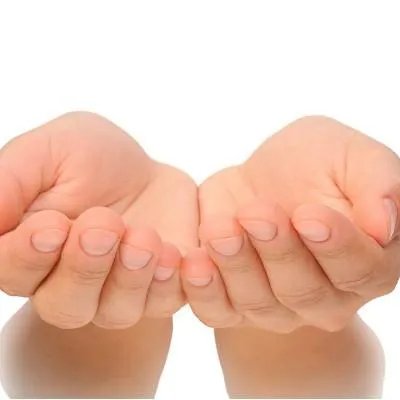 指甲月牙少是什么原因