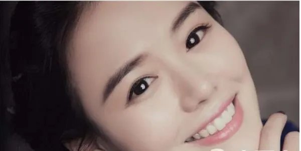 马思纯是什么背景