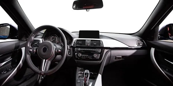 自动挡车起步正确方法 如何正确驾驶自动挡起步