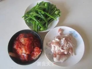 辣白菜炒五花肉