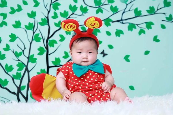 婴儿喷奶怎么办