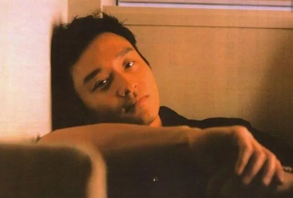 张国荣为什么后来喜欢男人