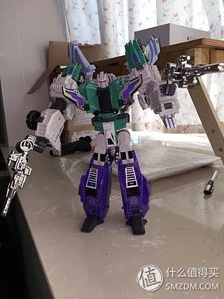 我心中最强的变形金刚战士：MMC 版 六面兽