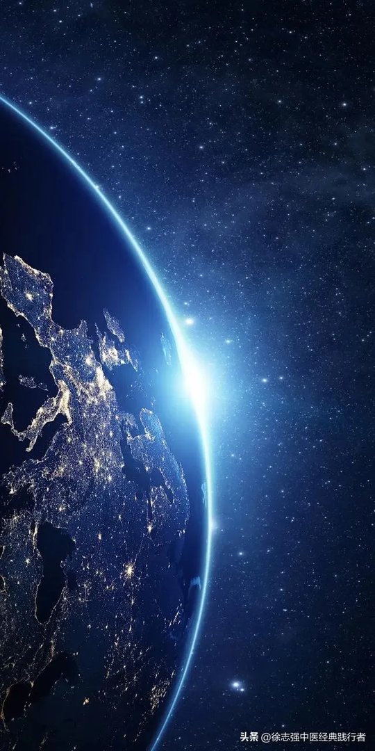 我经常会想起以前的内疚事，就会自责大叫或大骂一声，该怎么办？