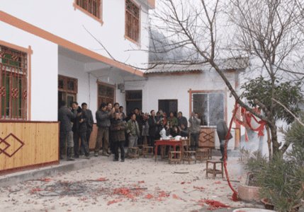 乔迁之喜邀请函，怎么写？