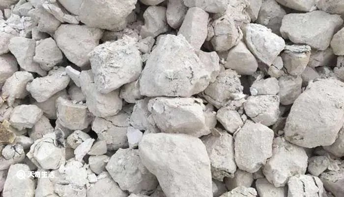 石灰石的化学式