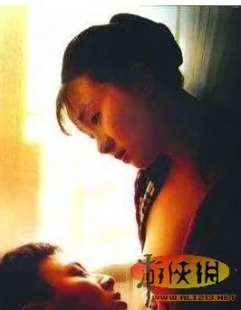 周海媚章子怡秦海璐 盘点女星出道时露点镜头