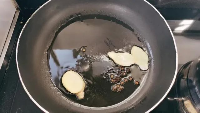 冬瓜排骨汤怎么做？