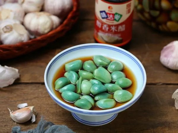 腌腊八蒜的正确方法