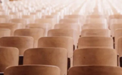 有什么学校学化妆