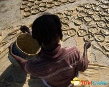 智慧之后是泪水 海地贫民制作泥巴饼干做充饥食物