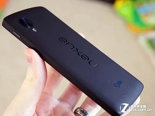 搭载最新操作系统 LG Nexus5报价2190元