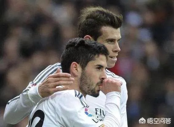 伊斯科跟贝尔的位置冲突吗？媒体都说伊斯科要取代贝尔，伊斯科能踢右边锋吗？