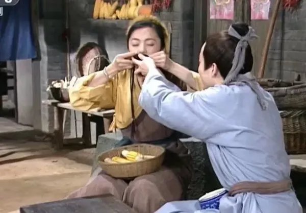 神还原！10斤巧克力神还原武林外传小院，这是咋做出的？花了多少工夫？