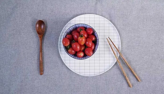 9寸盘子是多少厘米