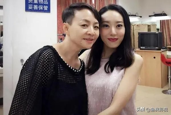 鄂靖文在演了《新喜剧之王》后，为什么还是没火？