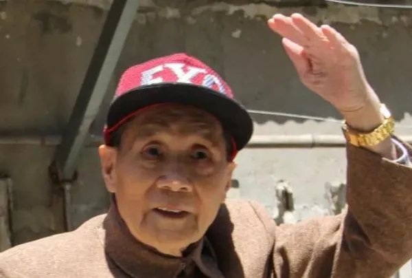 “锡剧猴王”崔龙海逝世,都有哪些友人发文悼念了?