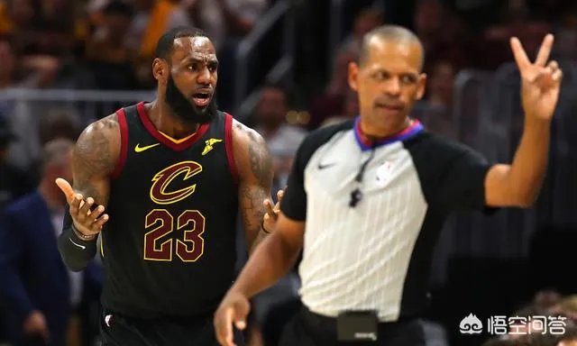 杨毅发微博认为东决G4比赛裁判吹得不好，影响了比赛的流畅性，你怎么看？