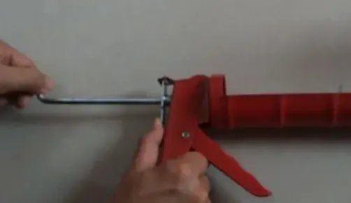 玻璃胶怎么使用