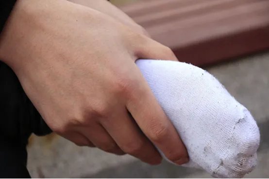 手脚冰凉是怎么回事