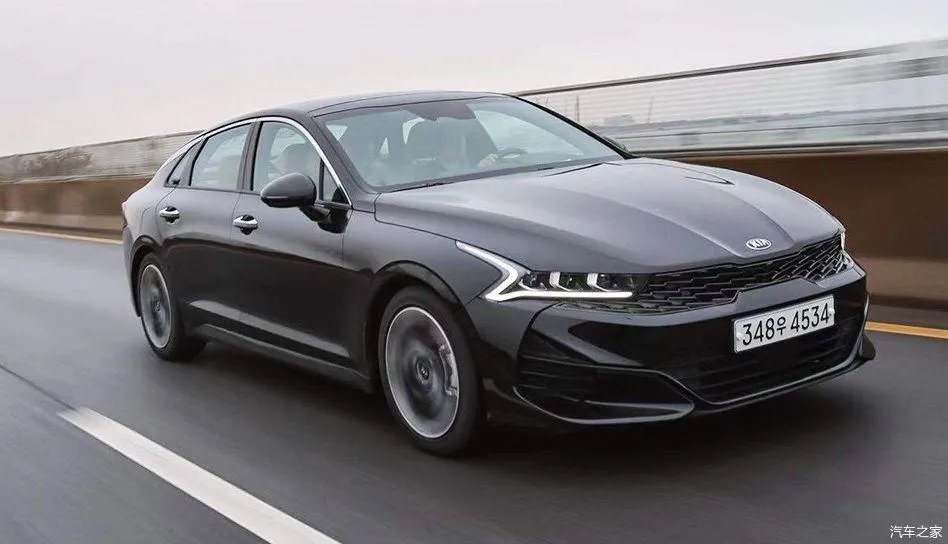 新一代索兰托：还在死等新汉兰达？不妨先看看它