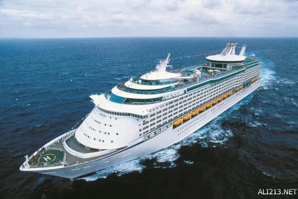 游轮上办DOTA2比赛 南洋杯又玩新花样 绝对史无前例