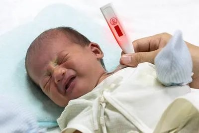 小瑞芝清布洛芬颗粒的功效作用 使用的注意事项有哪些