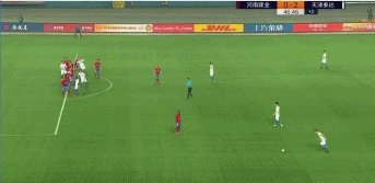 狂奔70米！阿奇姆彭利用速度连过4人完成破门！拉拽，飞铲都挡不住，你怎么看？