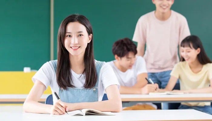 西安外国语大学是几本