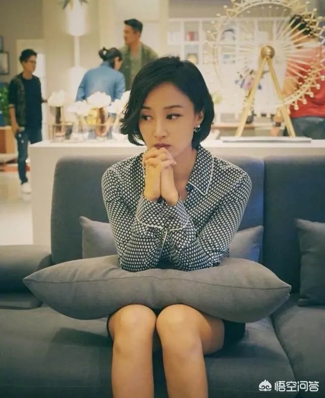 如何评价原央视主持人、演员赵子琪？