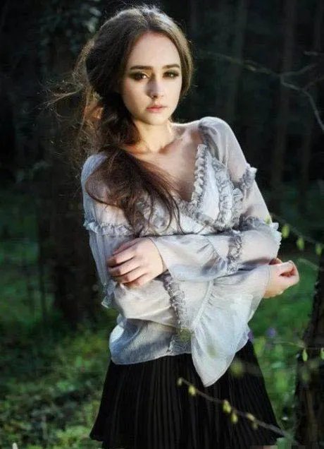 女神般的存在！巴西14岁清纯嫩模写真大放送