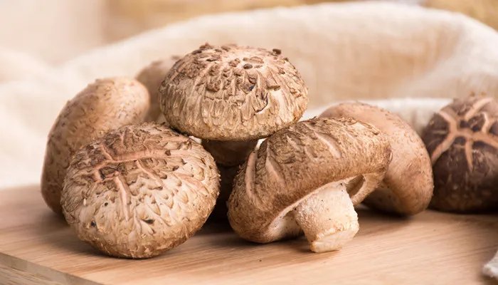 花菇与香菇的区别 花菇和香菇有什么区别
