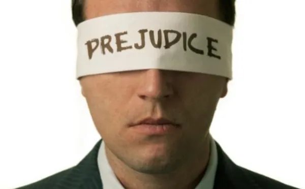 偏见的英文翻译