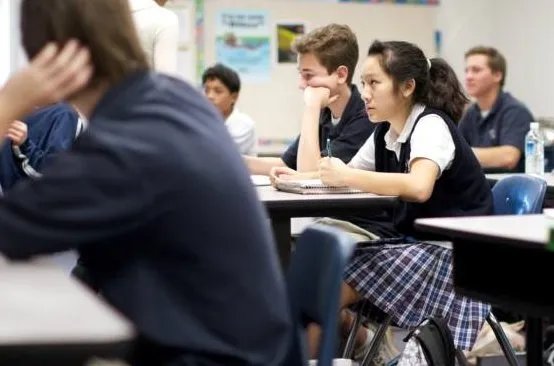 托福考试报名费大概多少钱