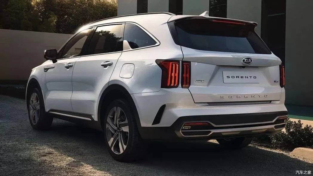 新一代索兰托：还在死等新汉兰达？不妨先看看它