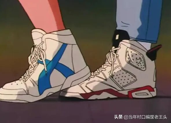 为什么樱木花道的第一双球鞋是AJ6，而后面又回到AJ1？