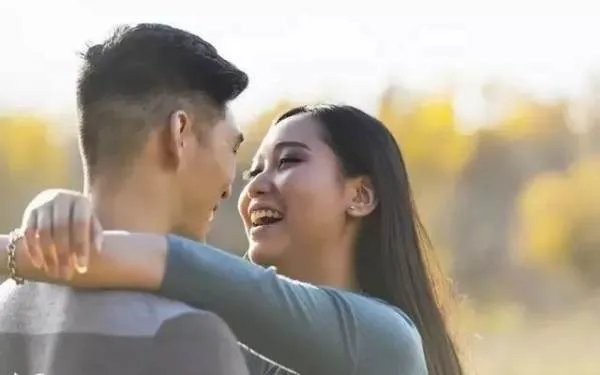 应该先成家再立业，还是应该先立业再成家？