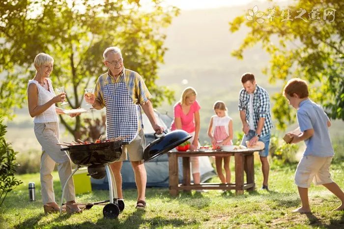 赖美云身高只有153cm，没想到挑战御姐风造型，却意外惊艳！