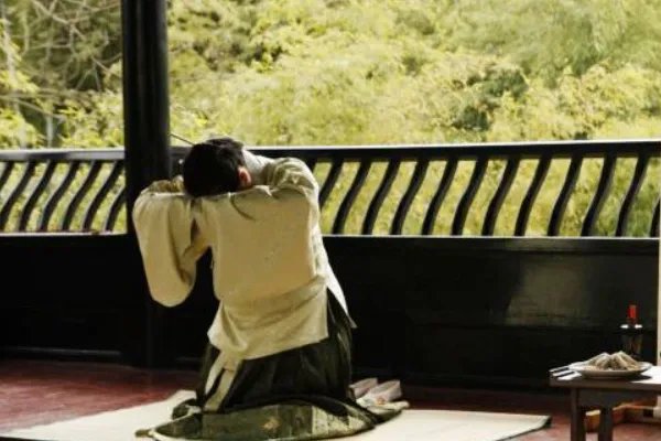 唯唯诺诺到底是什么意思