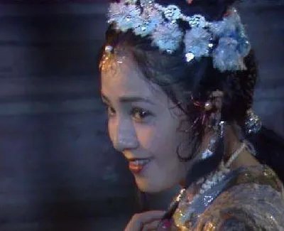 金鼻白毛老鼠精是什么身份？为何敢叫半截观音？