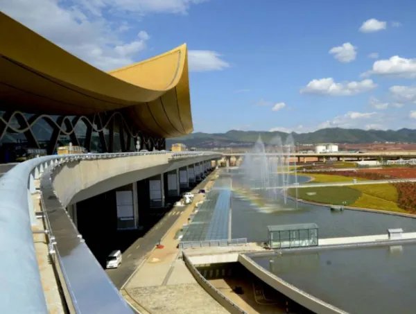 在昆明，怎么去长水机场？