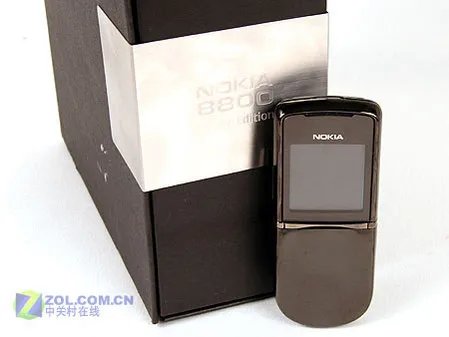 200万像素尊贵体验 诺8800Sirocco评测