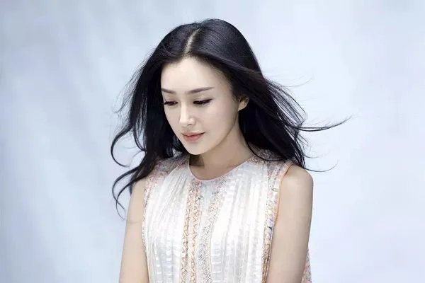 秦岚年轻时候的照片