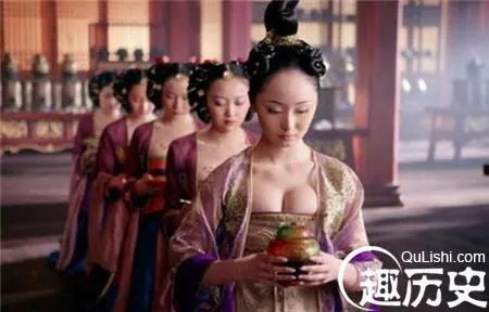 揭秘古代婢女有多惨?主人上厕所为其擦屁股