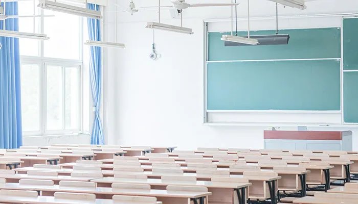 西安外国语大学是几本