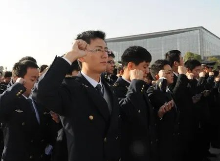 参公人员和公务员的区别是什么？