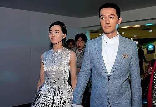 胡歌、刘诗诗再见面相视一笑，他们此前有过哪些交集？