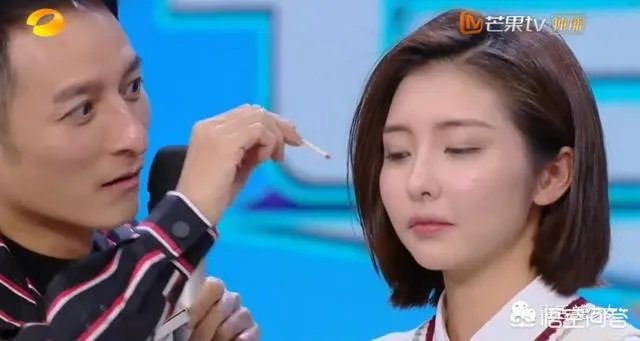 王思聪前女友上快本,被网友吐槽本人与照片不符,又去整容了吗?