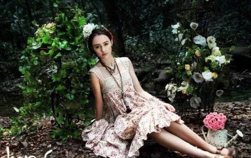 女神般的存在！巴西14岁清纯嫩模写真大放送