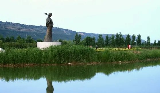 白露未晞是什么意思？